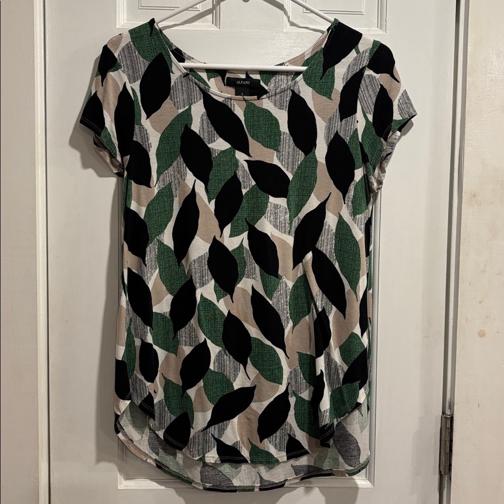 Alfani Multicolor Leaf Pattern Top